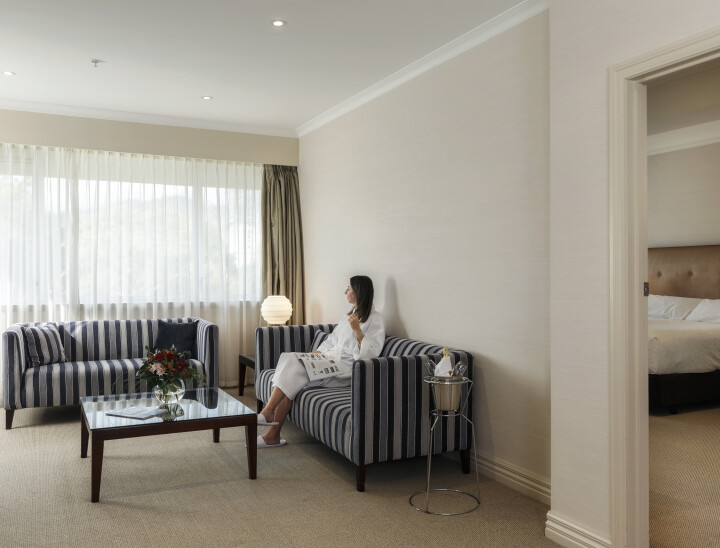 Rutherford Hotel Deluxe Suite 1